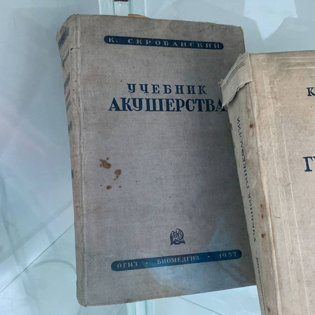 Уголок истории открыли в ИГПЦ - Иркутский городской перинатальный центр  имени Малиновского М.С.